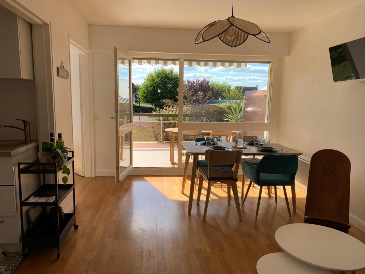 Trouville, Appartement Renove Avec Grande Terrasse Au Calme Dış mekan fotoğraf