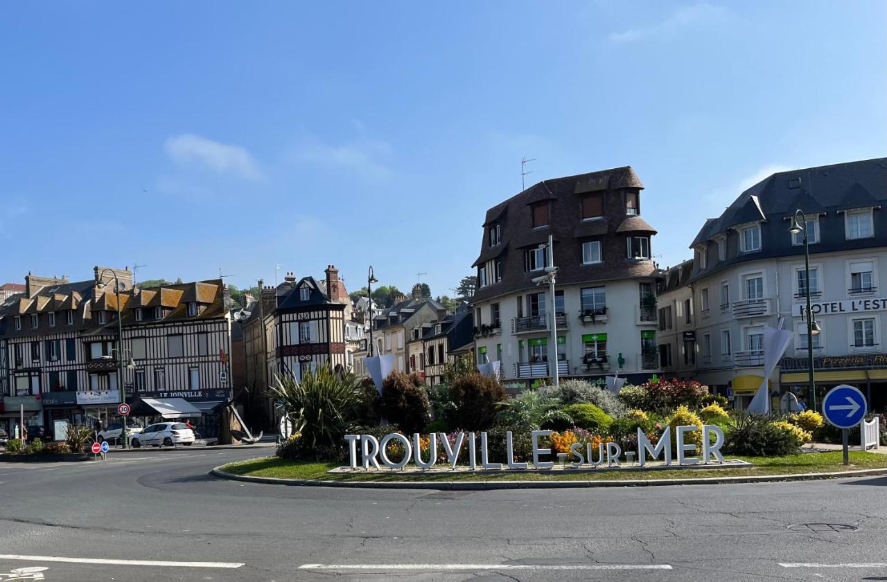 Trouville, Appartement Renove Avec Grande Terrasse Au Calme Dış mekan fotoğraf